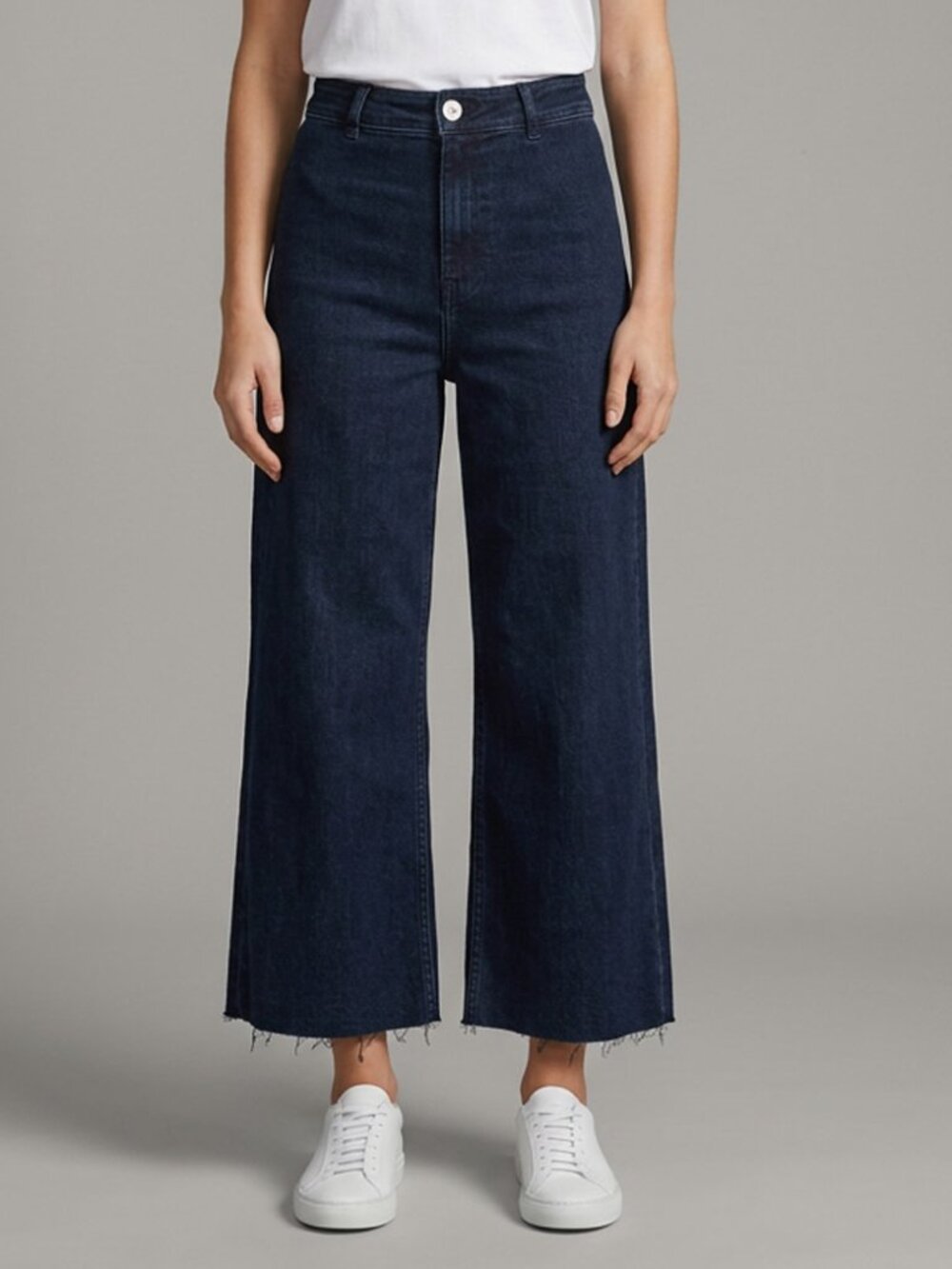 Miou Muse Cropped Flare Cutoff Pants